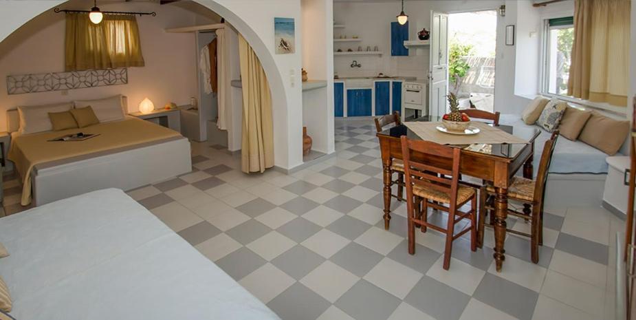 Villa Mina Adamantas  Exteriör bild